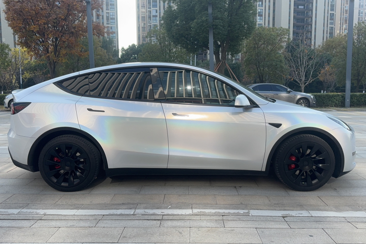 特斯拉 Model Y 2021款 标准续航后驱版车身外观6005