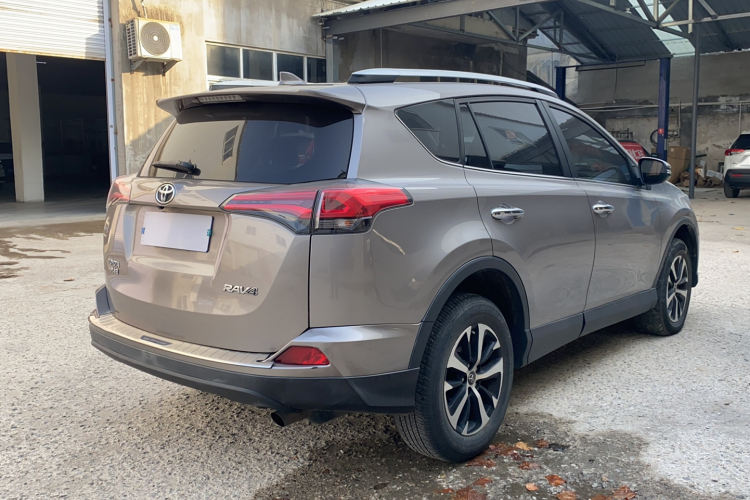 丰田 RAV4荣放 2019款 2.0L CVT两驱舒适版 国VI车身外观6004