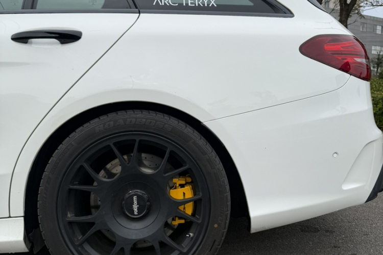 奔驰C级(进口) 2018款 C 200 旅行轿车车身外观6011