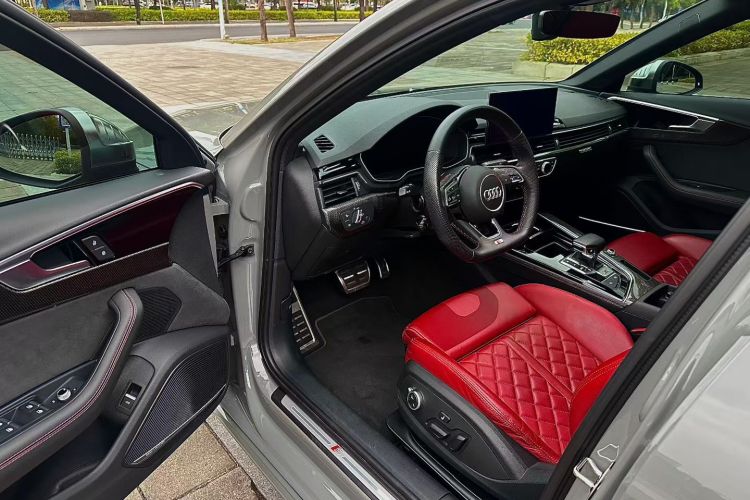 奥迪S4 2022款 S4 3.0TFSI中控内饰7005