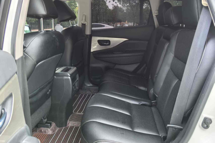 日产 楼兰 2021款 2.5L XE 两驱精英版车身外观6001