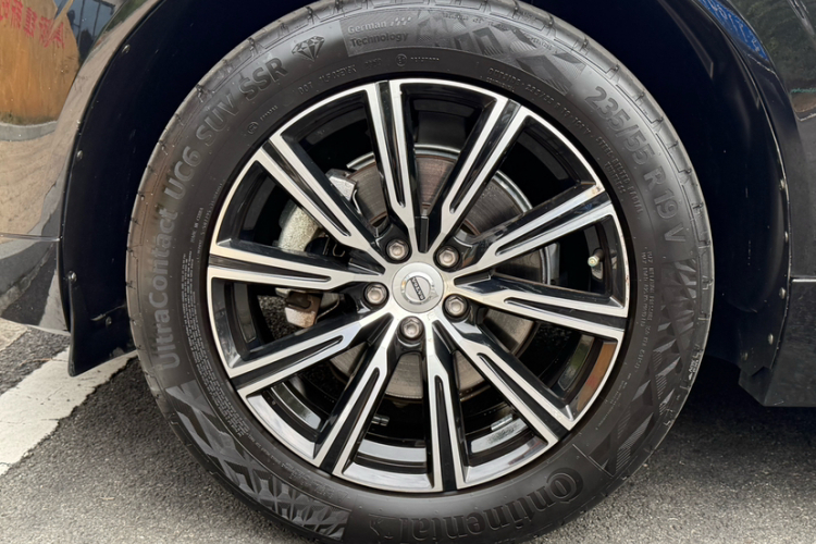 沃尔沃XC60 2020款 T5 四驱智远豪华版车身外观6002