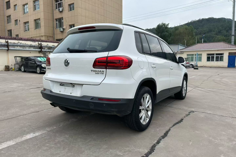 大众 途观 2016款 280TSI 自动两驱丝绸之路舒适版车身外观6005