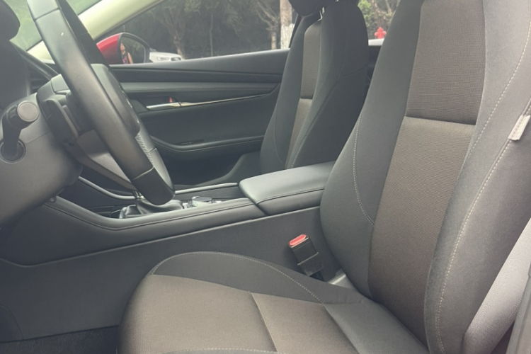 马自达3 昂克赛拉 2021款 2.0L 自动质炫版中控内饰7002