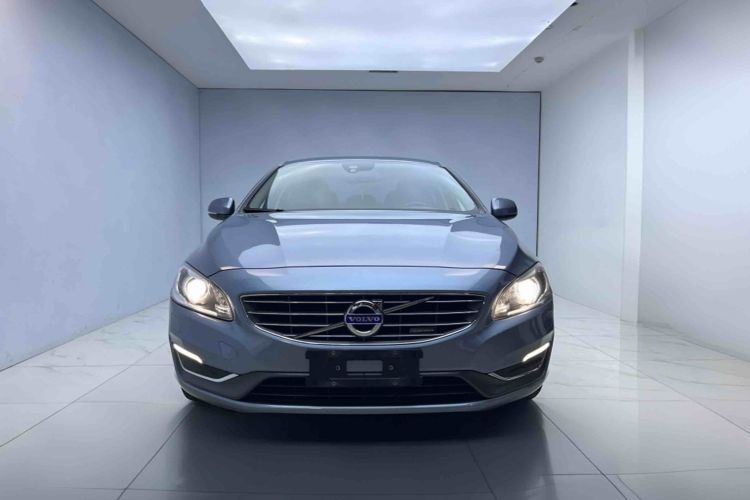 沃尔沃S60 2017款 S60L T3 智进版车身外观6001