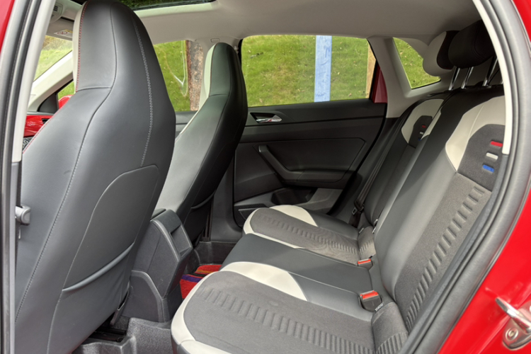 大众 Polo 2019款 Plus 1.5L 自动全景乐享版中控内饰7007