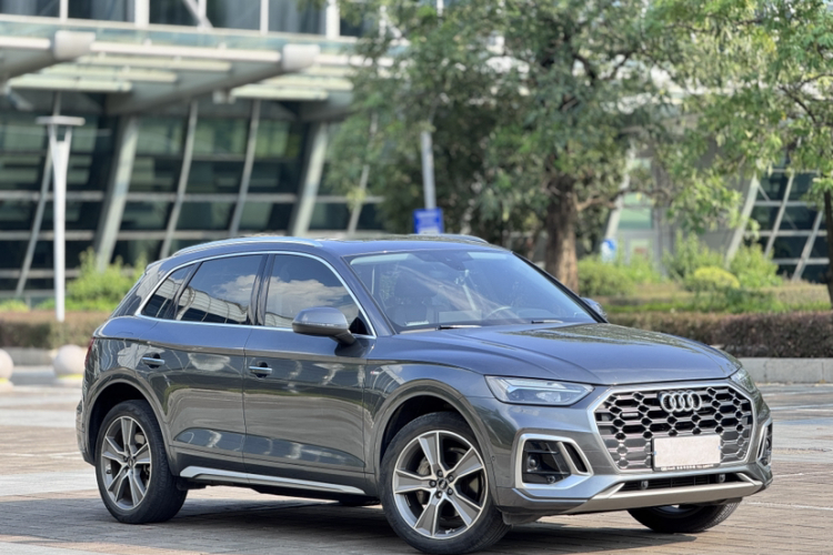 奥迪Q5L 2022款 45T 豪华动感型车身外观6007