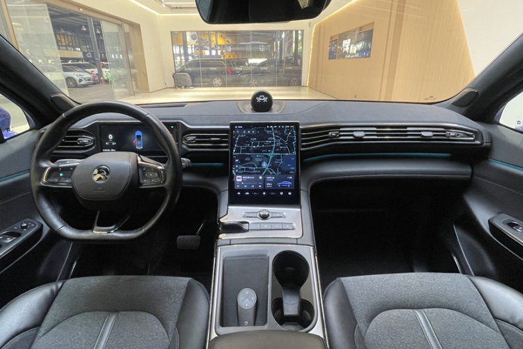 蔚来EC6 2020款 440KM 性能版中控内饰7013