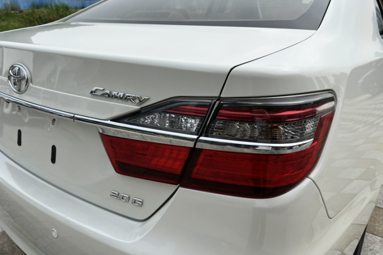 丰田 凯美瑞 2015款 2.0G 领先版车身外观6009