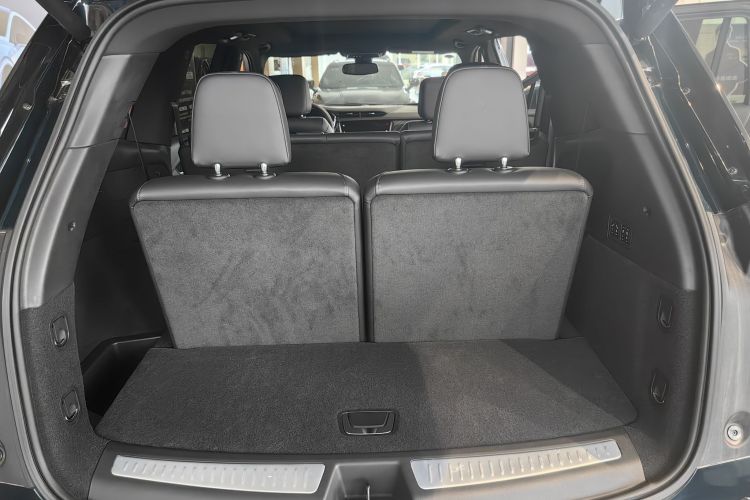 凯迪拉克XT6 2022款 2.0T 七座两驱豪华型中控内饰7006