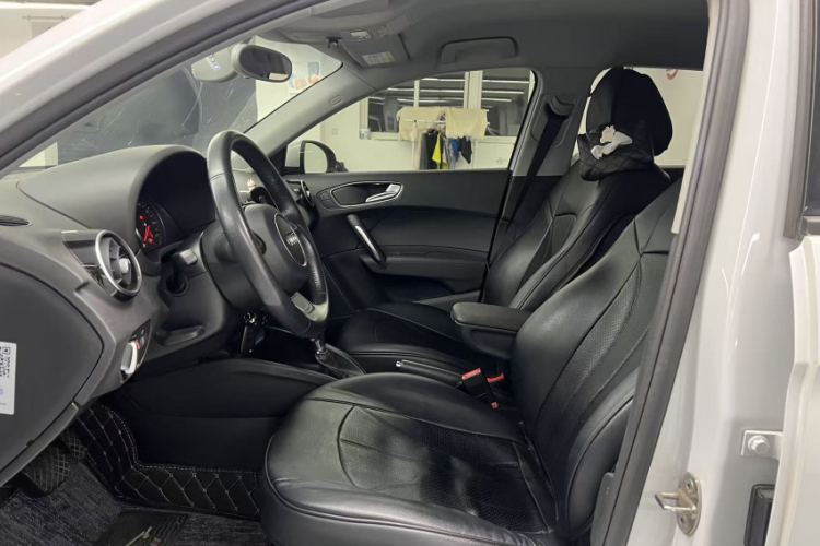 奥迪A1 2016款 30 TFSI Sportback Design风尚版局部细节19