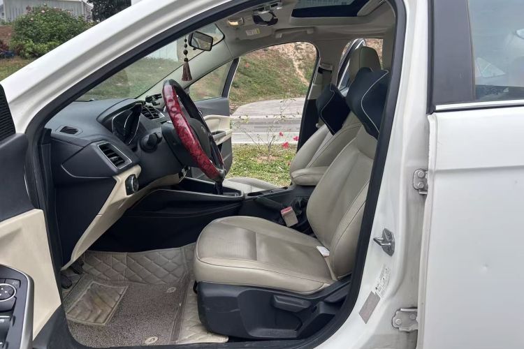 福特 福睿斯 2015款 1.5L 手动时尚型中控内饰7005