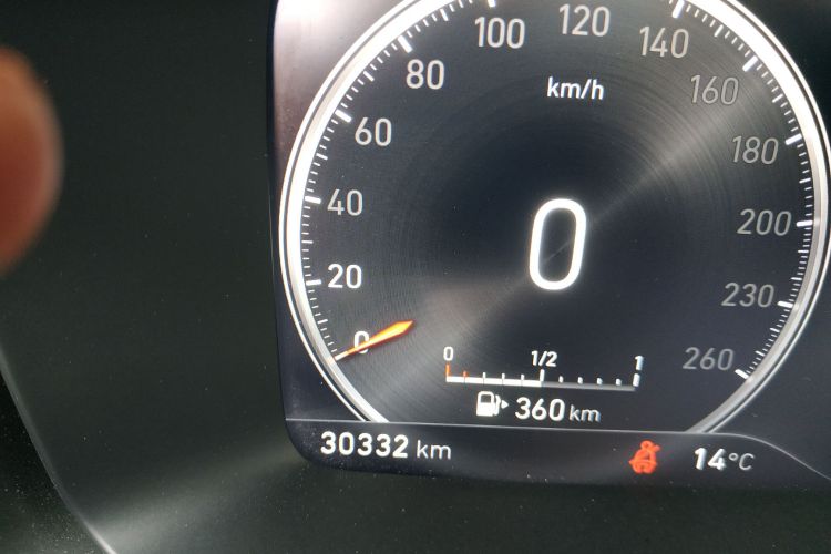 领克02 2019款 1.5T DCT两驱劲Pro版 国VI中控内饰15