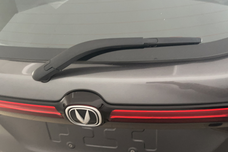 长安CS75 2023款 畅享版 1.5T DCT豪华版车身外观6004