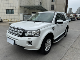 路虎 神行者2 2013款 2.2T SD4 SE柴油版