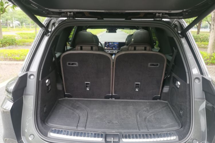 理想汽车 理想L9 2022款 Max局部细节23