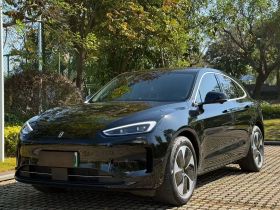 鸿蒙智行 问界M5 2022款 纯电后驱标准版