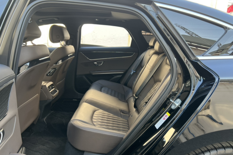 比亚迪 汉 2020款 DM 四驱性能版尊贵型中控内饰7001