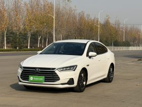 比亚迪 秦Pro 2020款 超越版 1.5TI 自动尊贵型