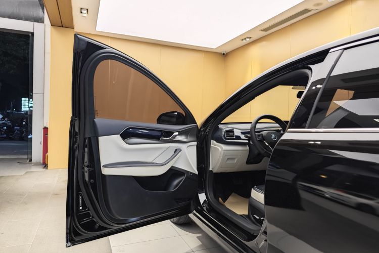 比亚迪 秦PLUS 2021款 DM-i 55KM 旗舰型车身外观6006