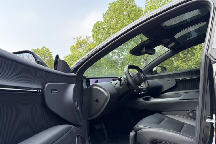 阿维塔12 2025款 Ultra增程版中控内饰7006