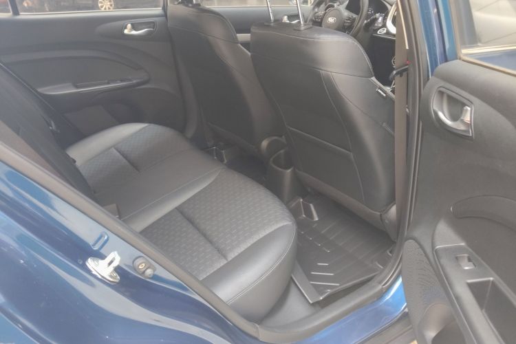 起亚 奕跑 2019款  1.4L 自动运动版 国VI中控内饰7006