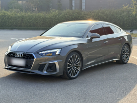 奥迪A5 2022款 Sportback 40 TFSI quattro 豪华动感型
