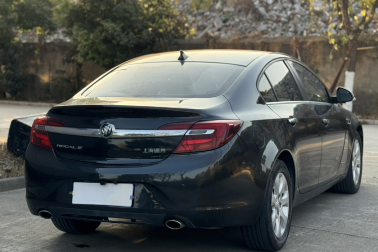 别克 君威 2015款 1.6T 精英技术型车身外观6009