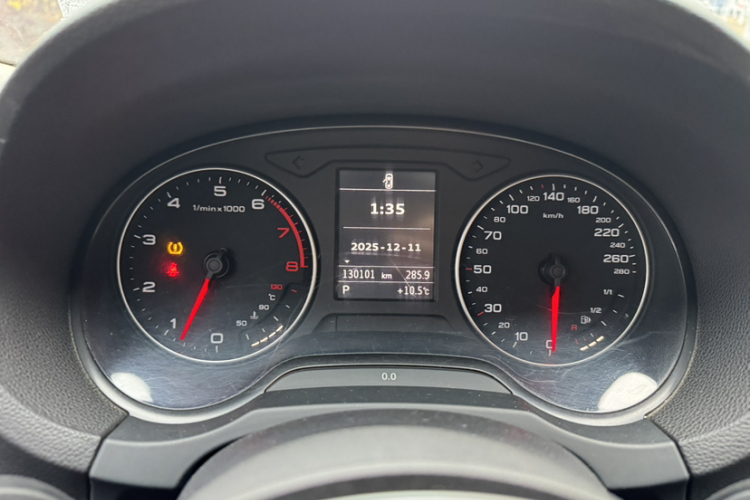 奥迪A3 2014款 Sportback 35 TFSI 自动舒适型中控内饰15