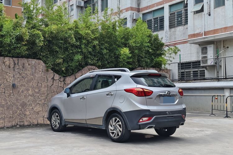 江汽集团 瑞风S3 2016款 1.5L CVT豪华智能尊享版车身外观6003