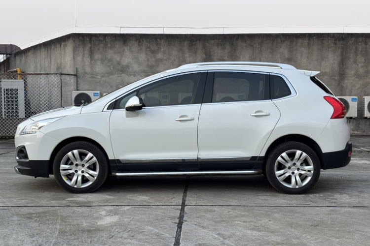 标致3008 2015款 1.6THP 自动经典版车身外观6006