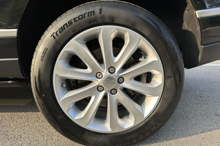 路虎 揽胜 2014款 改款 3.0 SC V6 Vogue车身外观6006