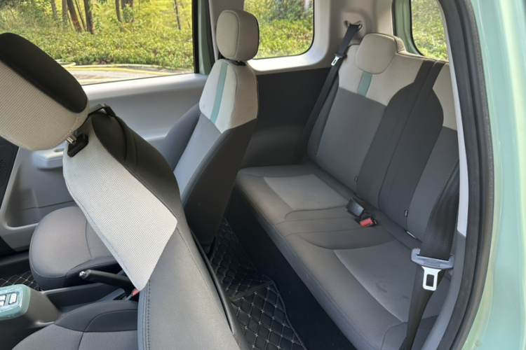 长安启源 长安Lumin 2023款 205km 香沁款中控内饰7005