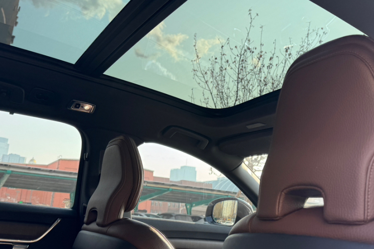 沃尔沃V90 2021款 Cross Country B5 AWD 智远版中控内饰7006