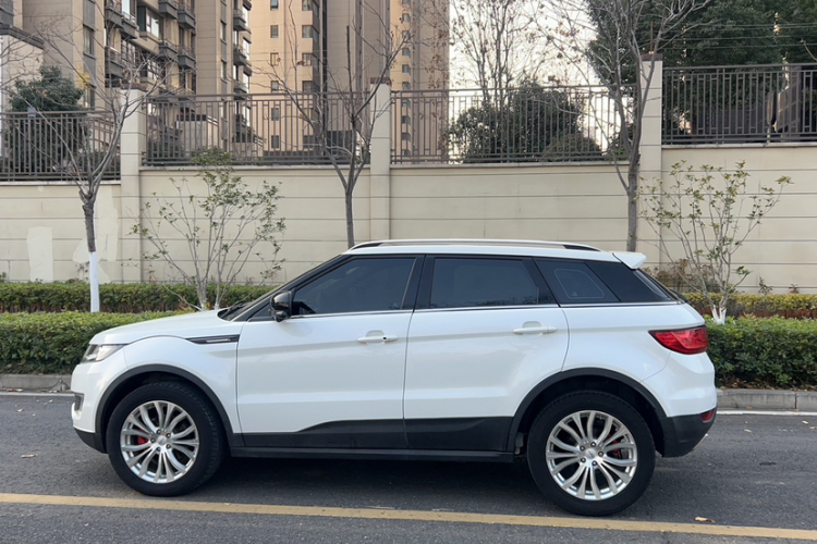 陆风X7 2015款 2.0T 全景旗舰版车身外观6005