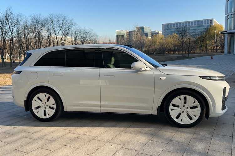 理想汽车 理想L7 2024款 Ultra车身外观6002