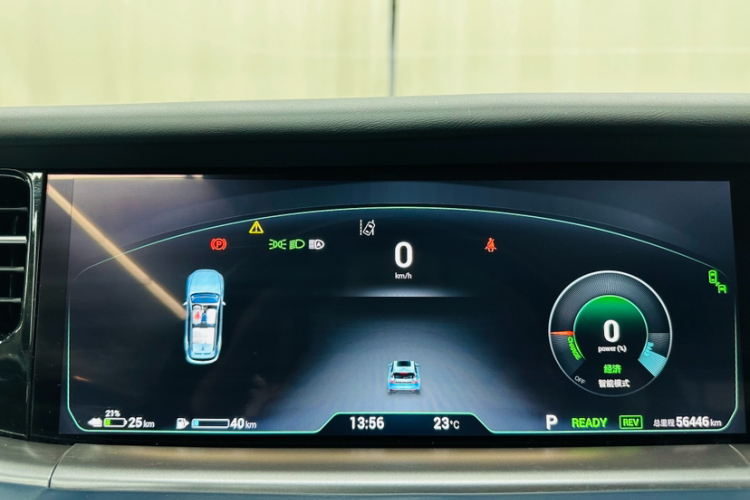 岚图汽车 岚图FREE 2021款 四驱标准增程专属豪华套装中控内饰15