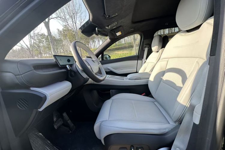 蔚来ES6 2024款 75kWh车身外观6006