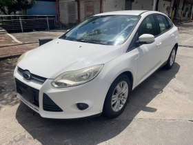 福特 福克斯 2012款 三厢 1.6L 自动舒适型