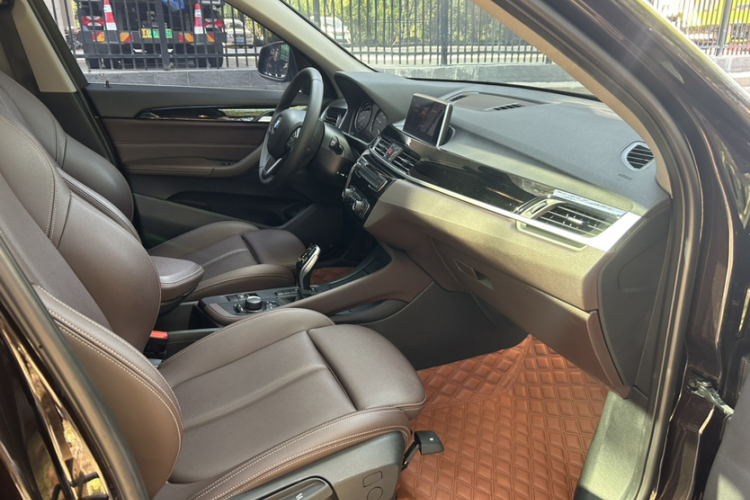 宝马X1 2020款 sDrive20Li 时尚型局部细节41