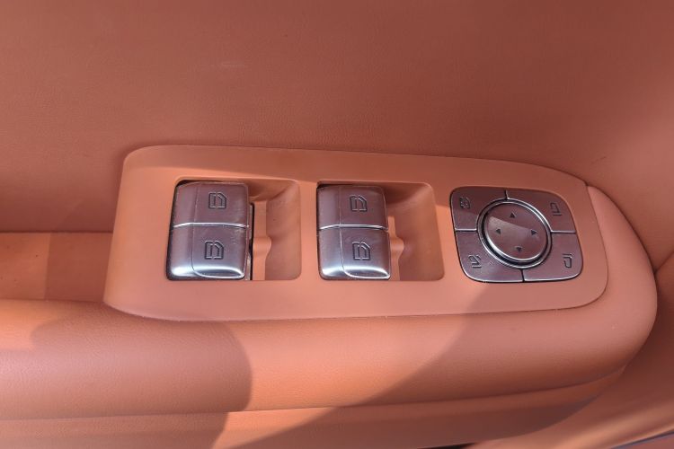 理想汽车 理想L7 2023款 Pro局部细节9005