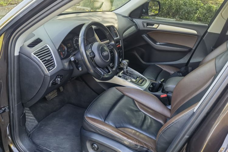 奥迪Q5 2017款 40 TFSI 技术型中控内饰7002