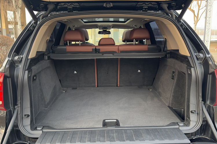 宝马X5(进口) 2014款 xDrive35i 典雅型局部细节9004