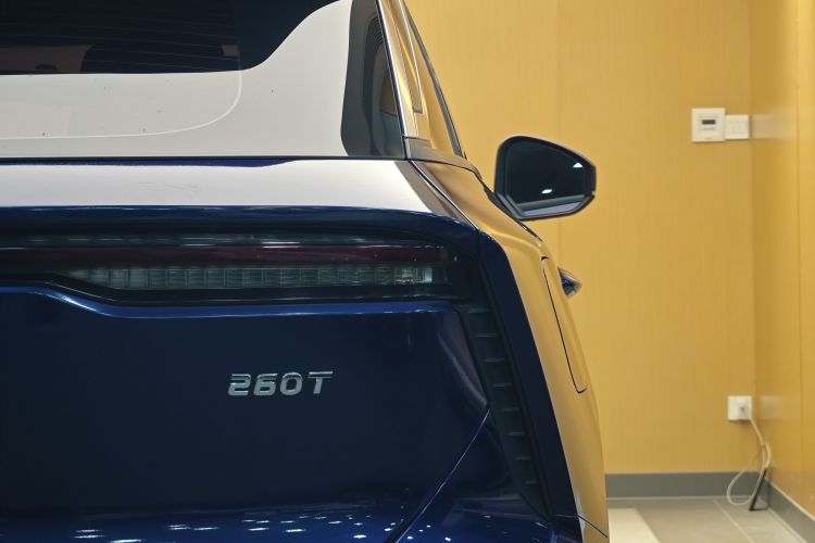 启辰大V 2021款 260T 爱豆版车身外观6008