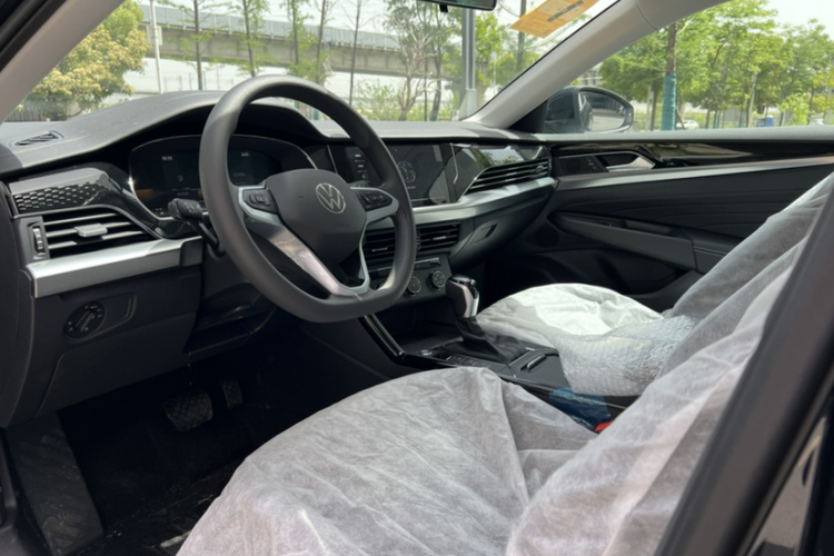 大众 帕萨特 2024款 280TSI 商务版中控内饰7003