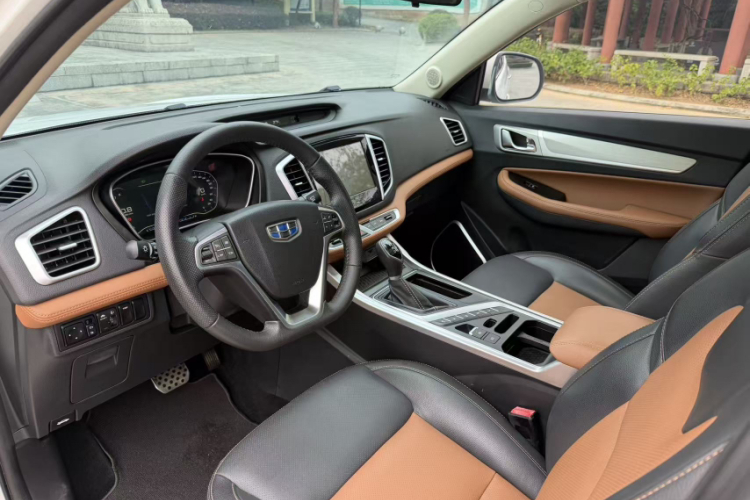 吉利汽车 远景X6 2018款 1.4T CVT 4G互联旗舰型中控内饰7004