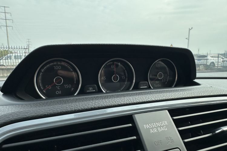 大众 尚酷 2015款 1.4TSI 舒适版中控内饰7004