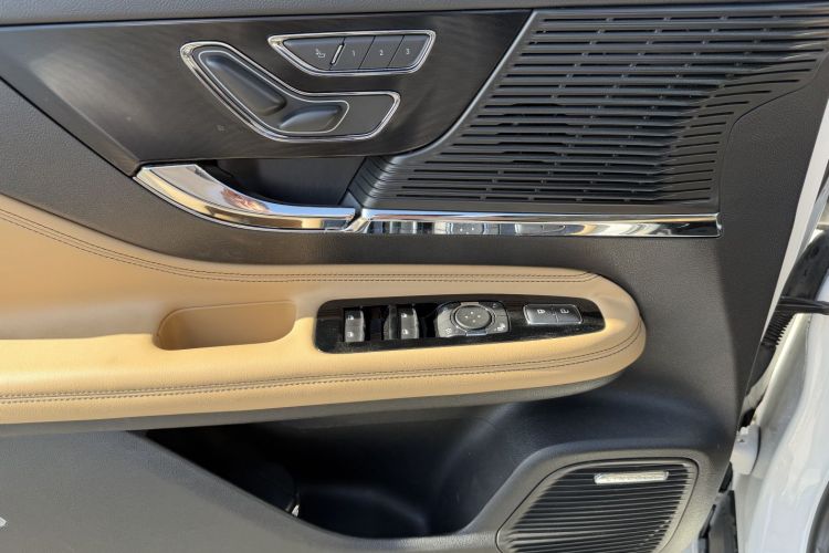 林肯 冒险家 2020款 2.0T 两驱尊雅版中控内饰7002