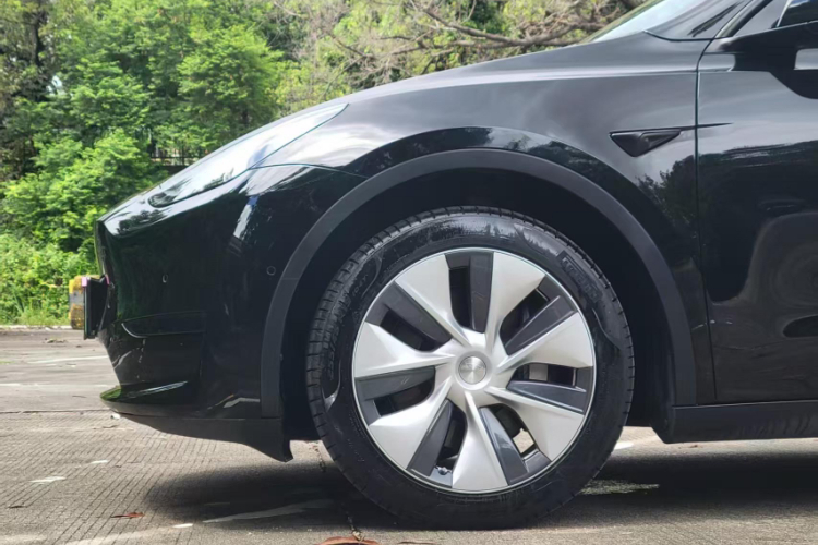 特斯拉 Model Y 2022款 后轮驱动版车身外观6006