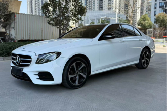 奔驰E级 2017款 E 200 运动型